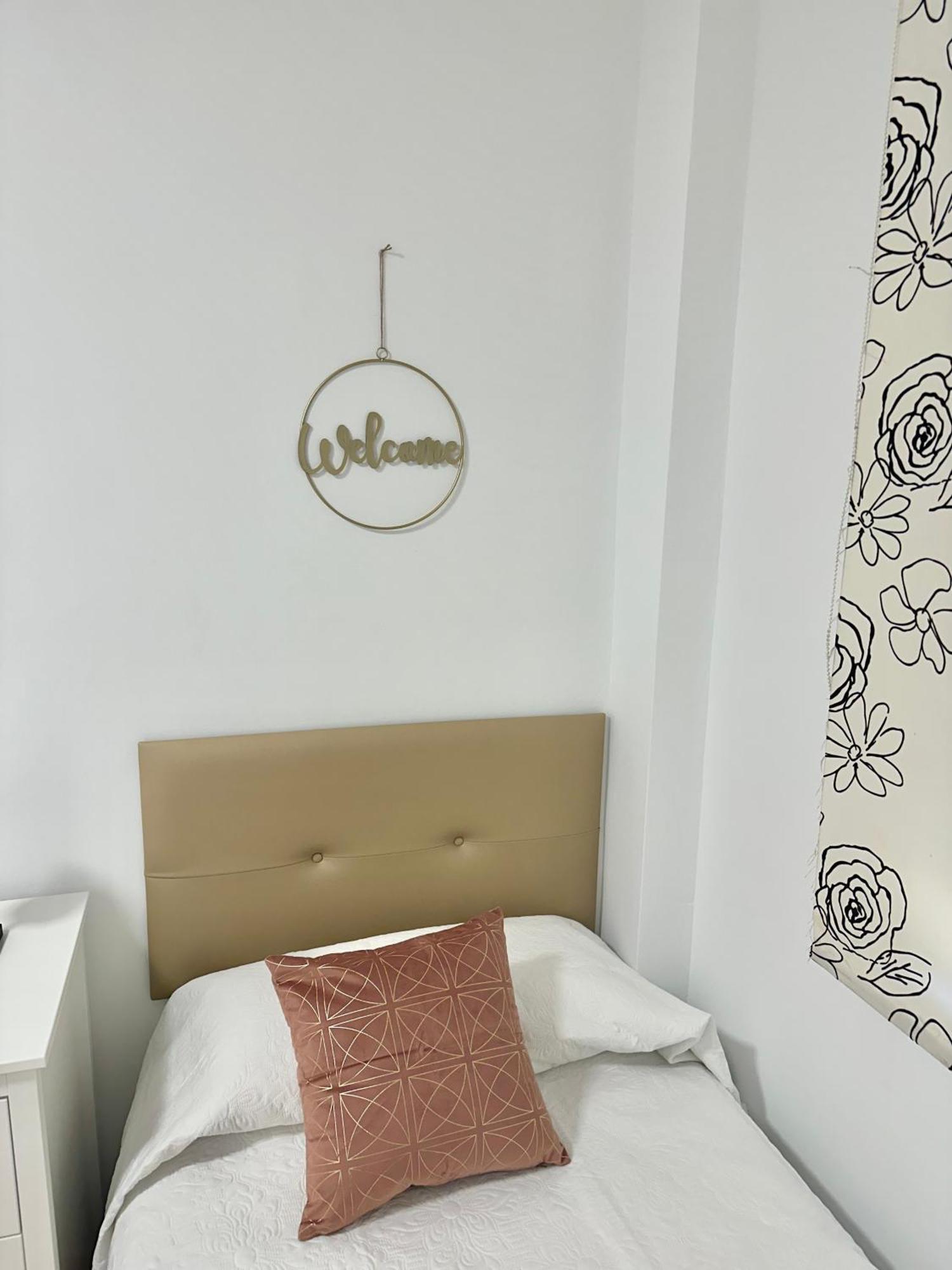 10 Minutos Centro Sevilla, Moderno Y Con Parking Gratis Exteriör bild